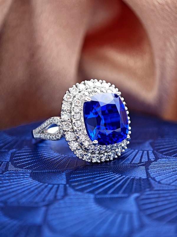 Lab-Grown Kashmir Blue Sapphire Ring | 10x11mm Cushion Cut | Lab-Grown Diamonds | Platinum Luxury