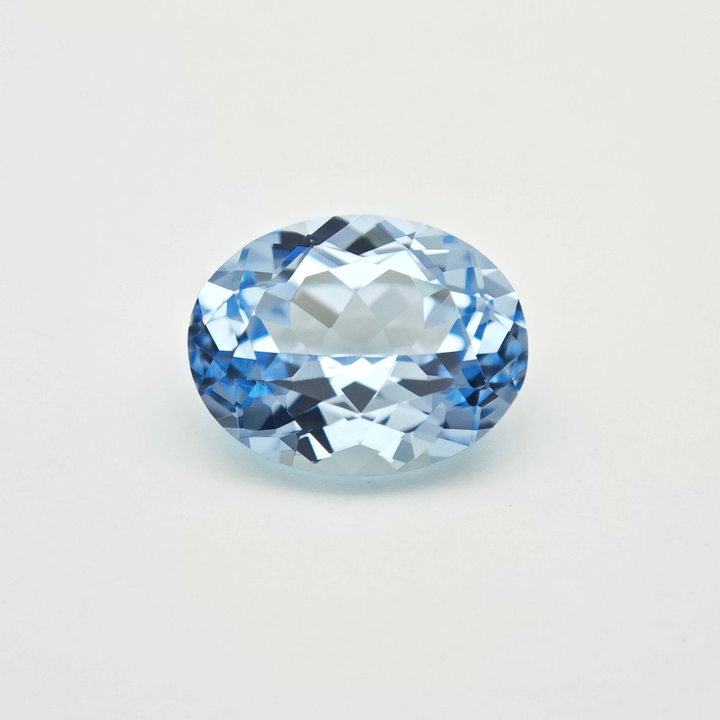 Lab-grown Aquamarine Sapphire Loose Stone Oval Cut 7*9mm