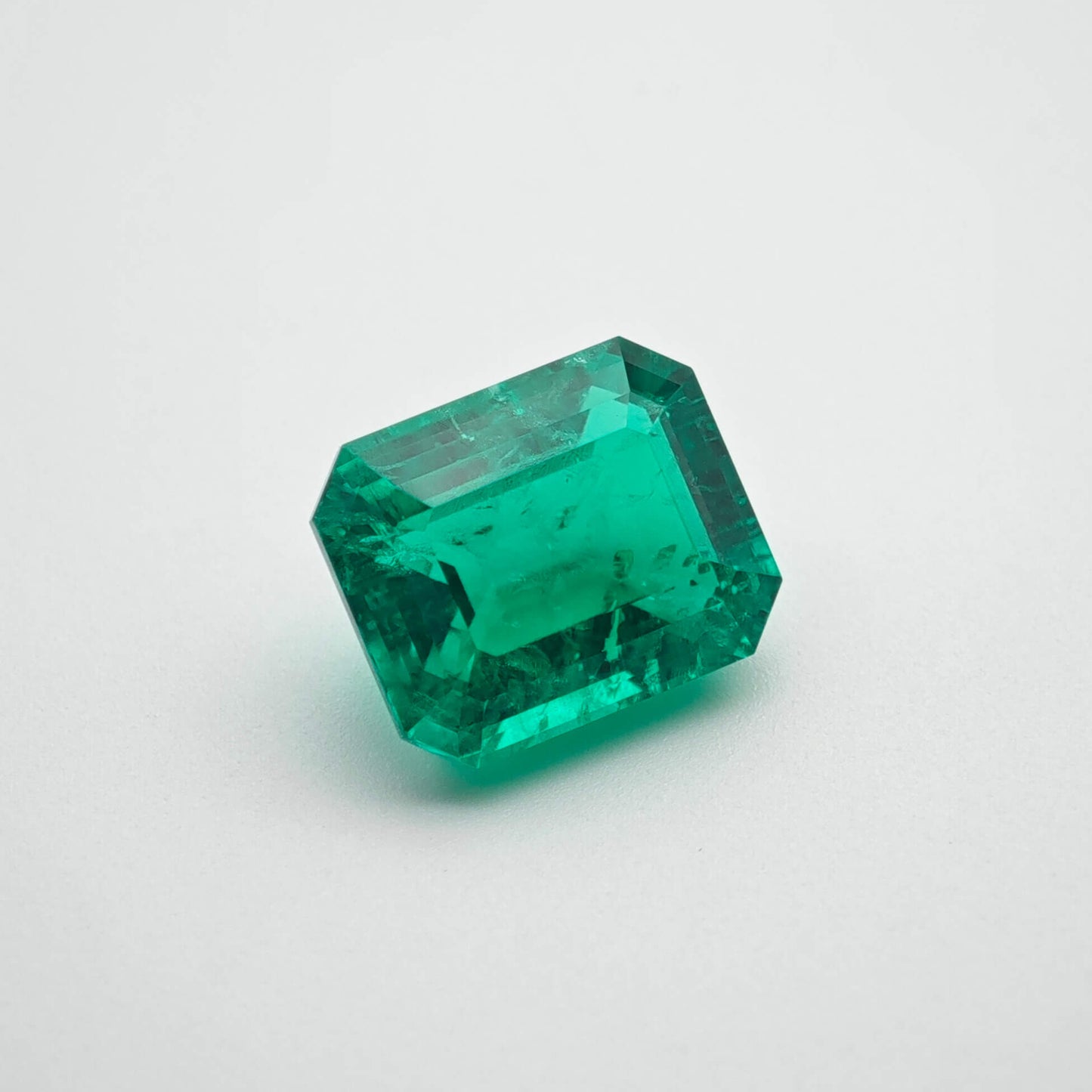 3.8ct Lab-grown Emerald Columbia Green Color Emerald Cut Loose Gemstone