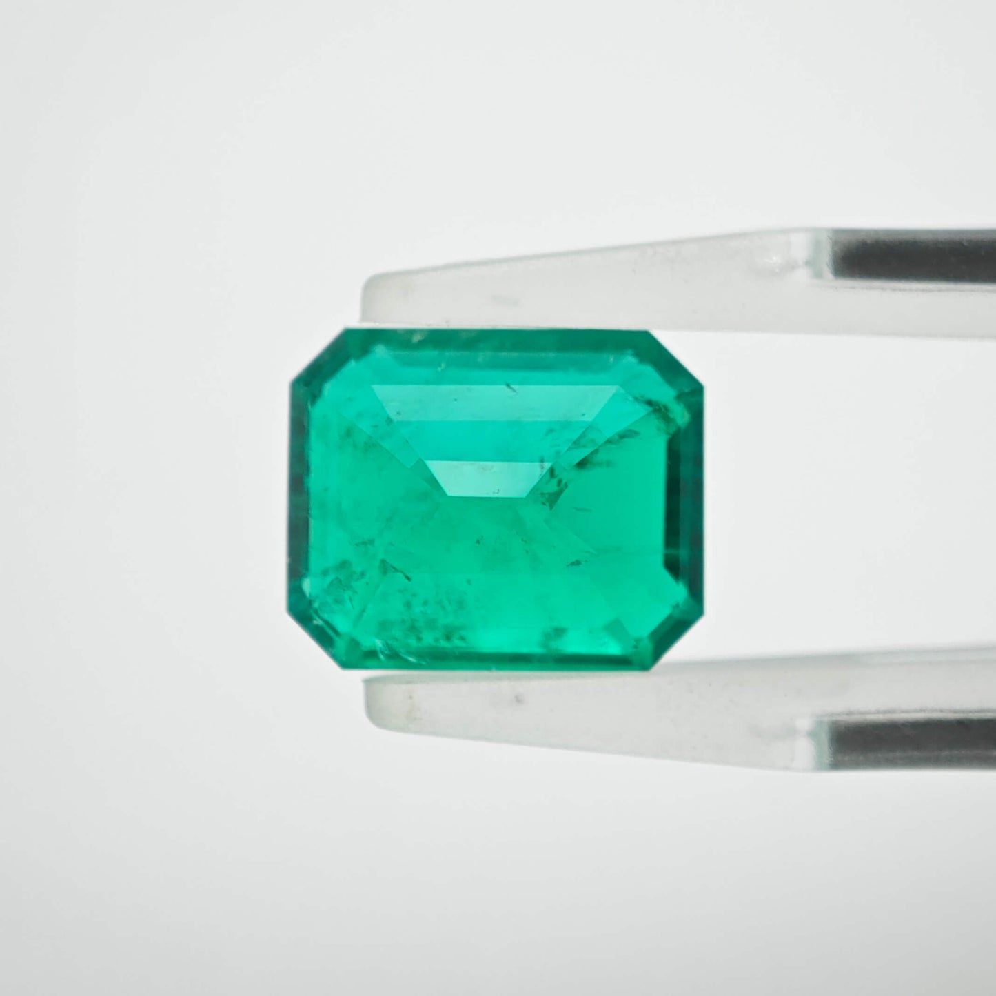 3.7ct Lab-grown Emerald Columbia Green Color Emerald Cut Loose Gemstone