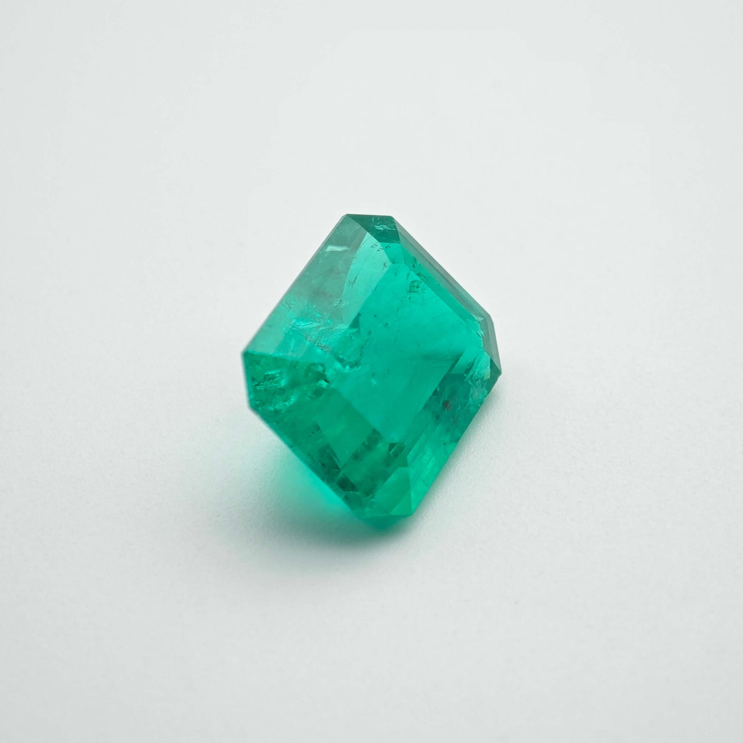 3.8ct Lab-grown Emerald Columbia Green Color Emerald Cut Loose Gemstone