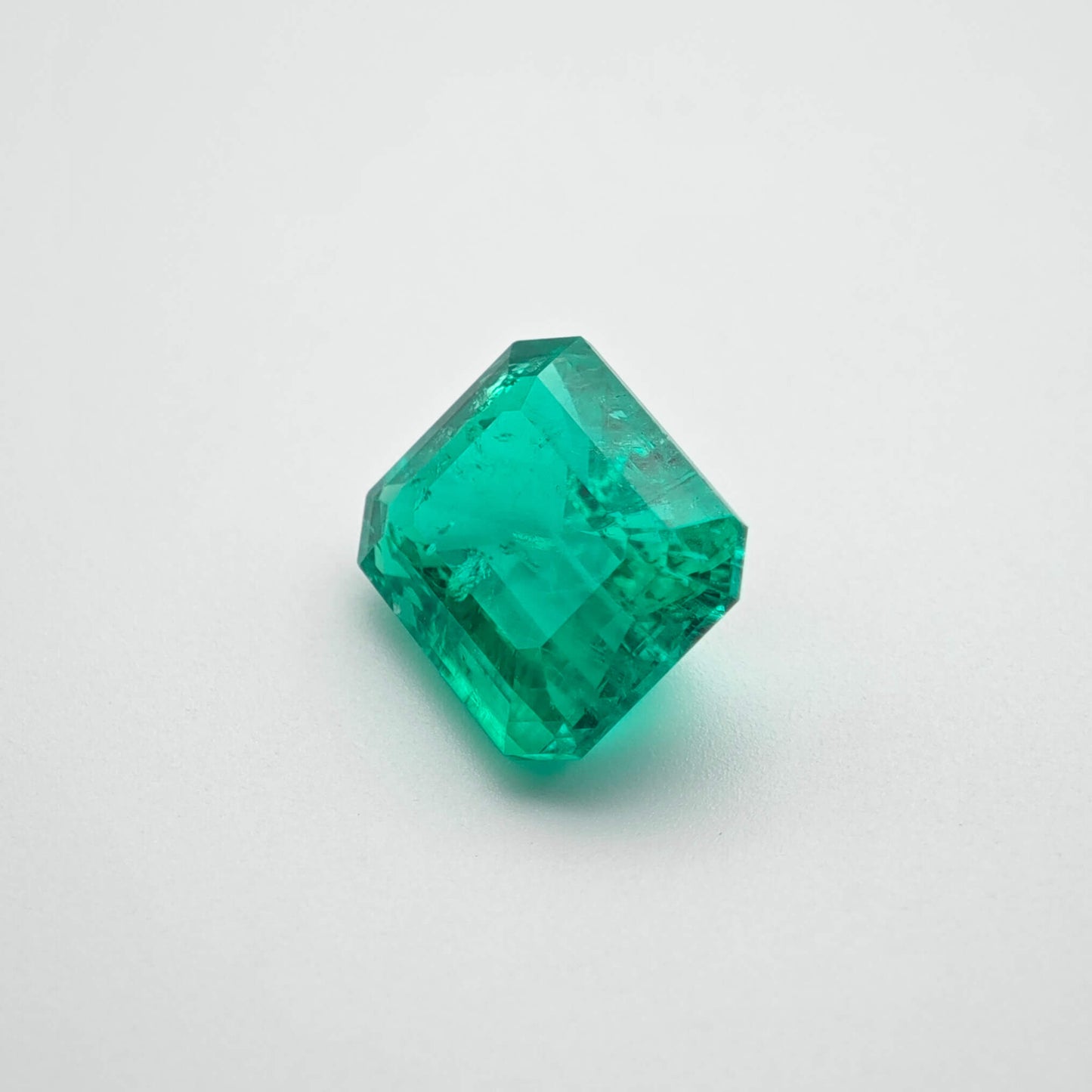 3.7ct Lab-grown Emerald Columbia Green Color Emerald Cut Loose Gemstone