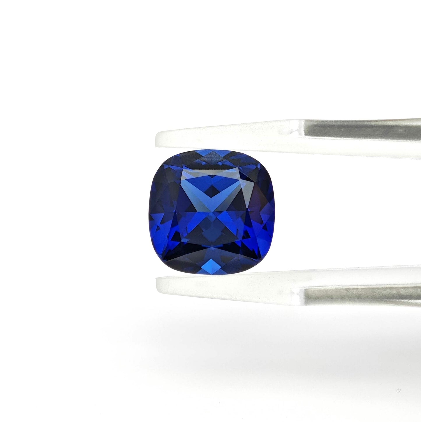 Lab grown Royal Blue Sapphire Cushion cut Loose stone