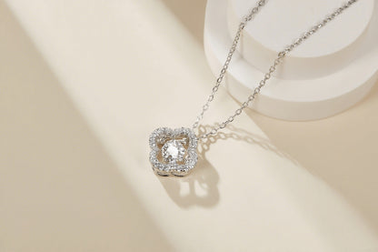 Blooming Grace – Sterling Silver Moissanite Clover Pendant Necklace