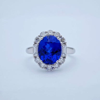 Intense Blue Kashmir Lab grown Sapphire Oval Cut Ring in Platinum