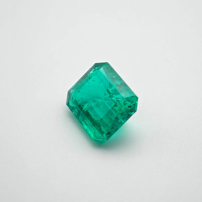 3.7ct Lab-grown Emerald Columbia Green Color Emerald Cut Loose Gemstone